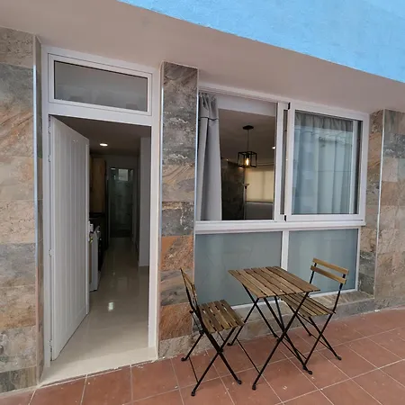 Anau K&l- - Yumbo Apartment *