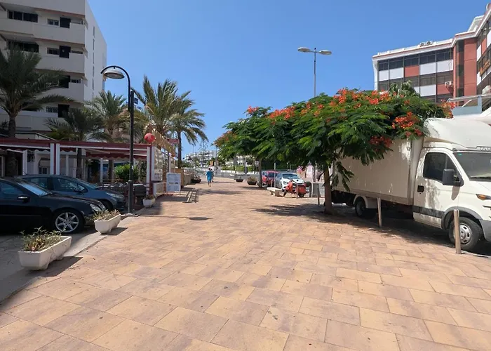 Апартаменти Apartamento Studio Anau K&L- Playa Del Ingles - Yumbo Плайя-дель-Інглес